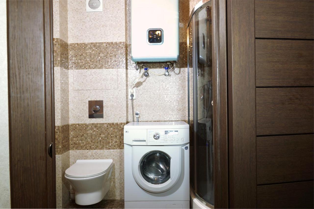 2 Rooms Semi-Luxury Apt On 39-H Nezalezhnoi Ukrаiny Street Next To The City Council Zaporizhia 외부 사진